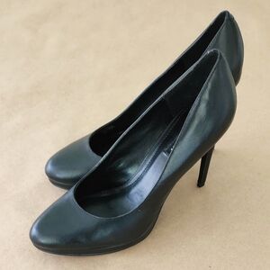 Nine West Shoes Nine West Black Quabree Platform Pumps Size 85